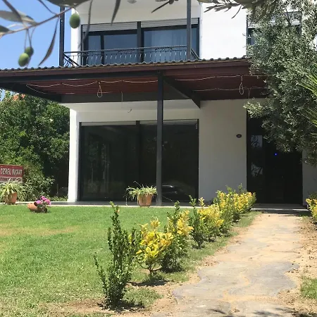 Oezbek Apartmán *
